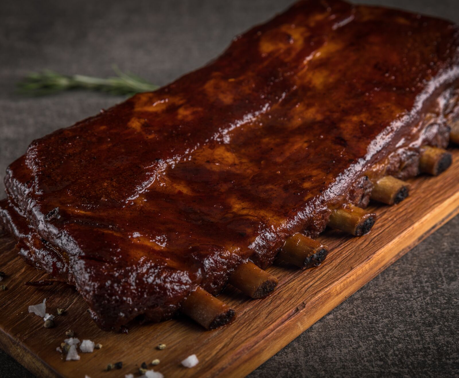 Niederrheinische Duroc Rippchen Premium St. Louis Cut