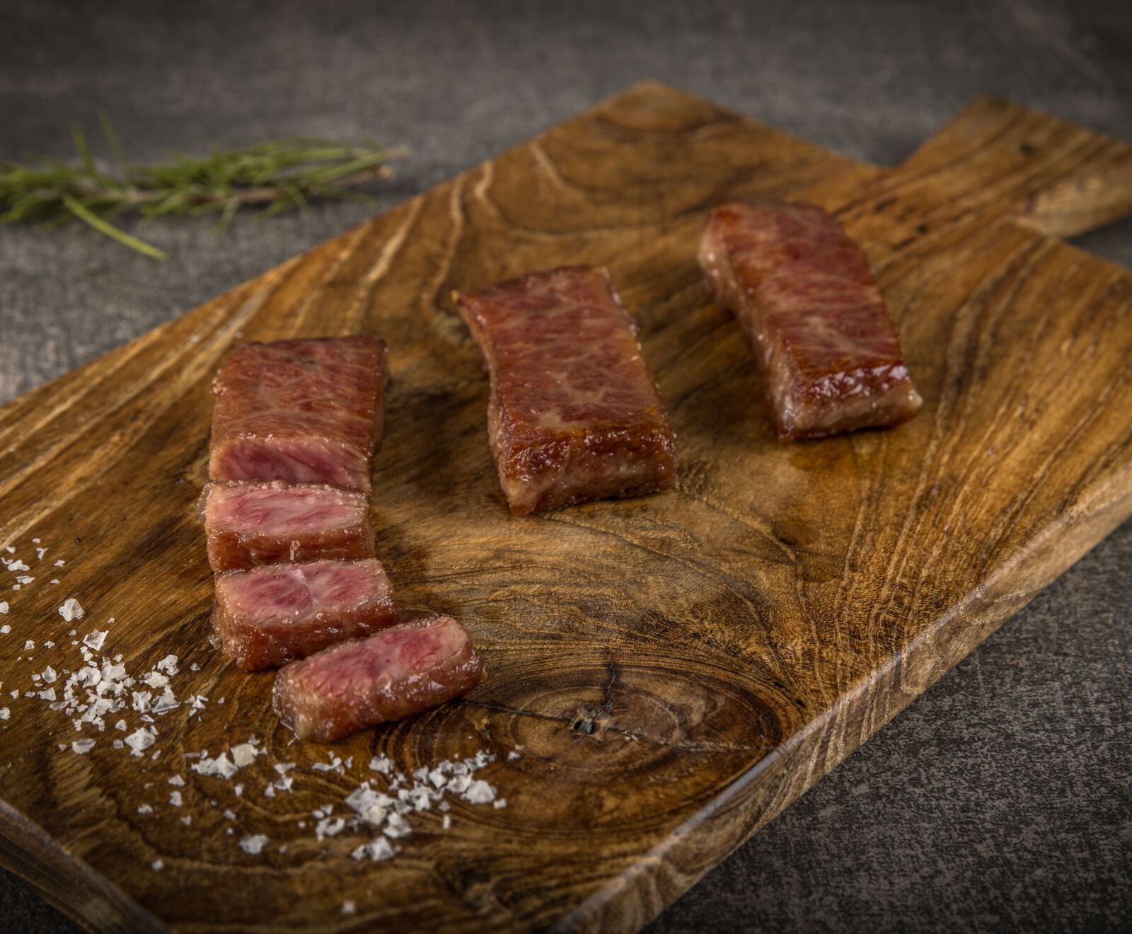 Japanisches Wagyu Niku Tori