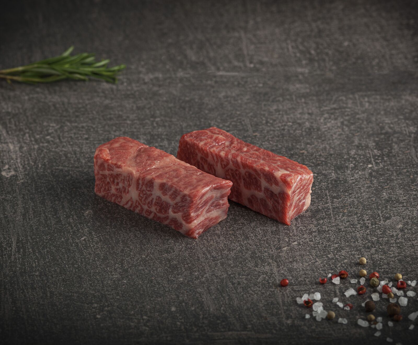 DonCarne_US-Wagyu-Zabuton-Stripes-***-Stripes-120g-(19155eurokg)