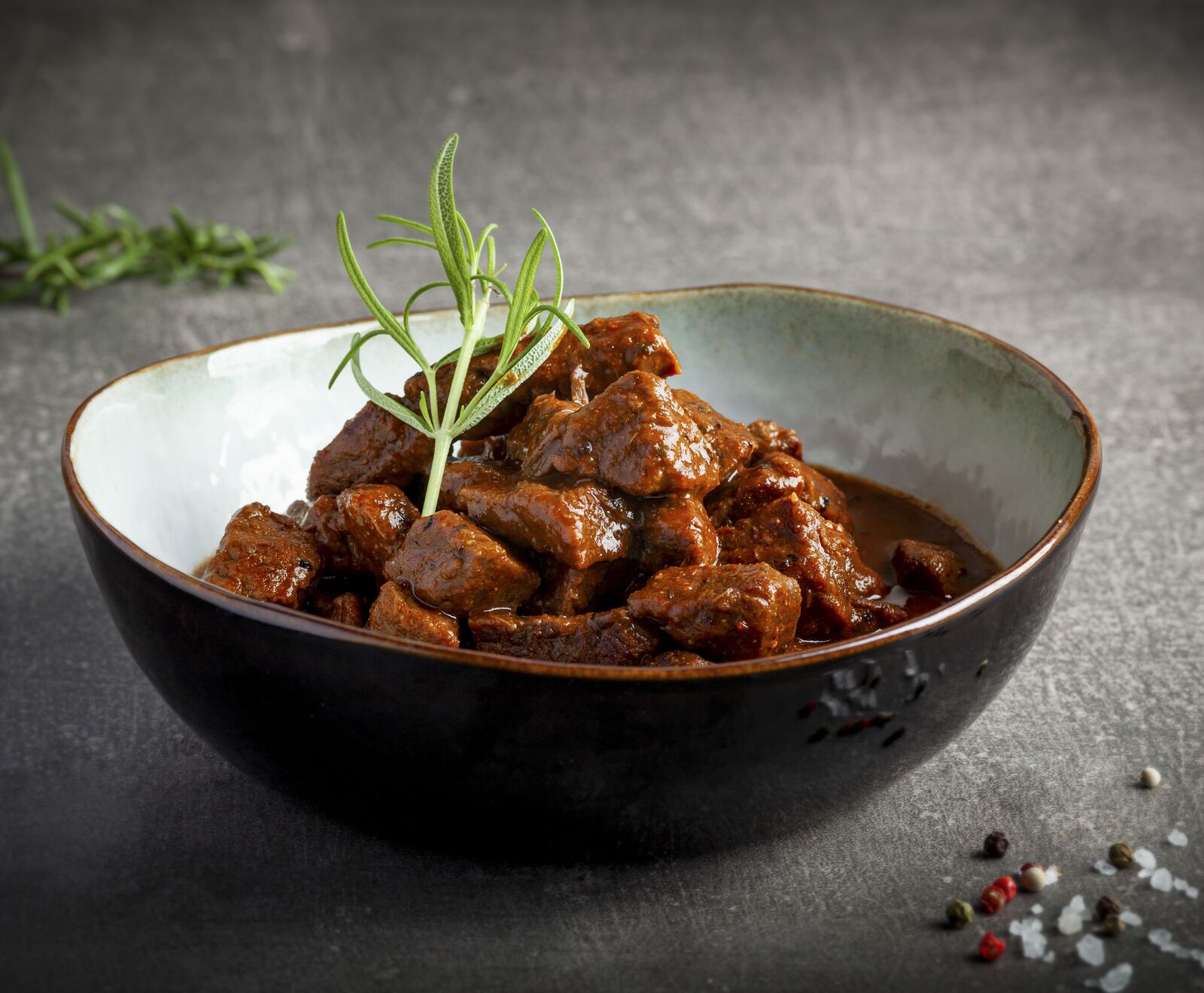 Deutsche Simmentaler Färse Gulasch