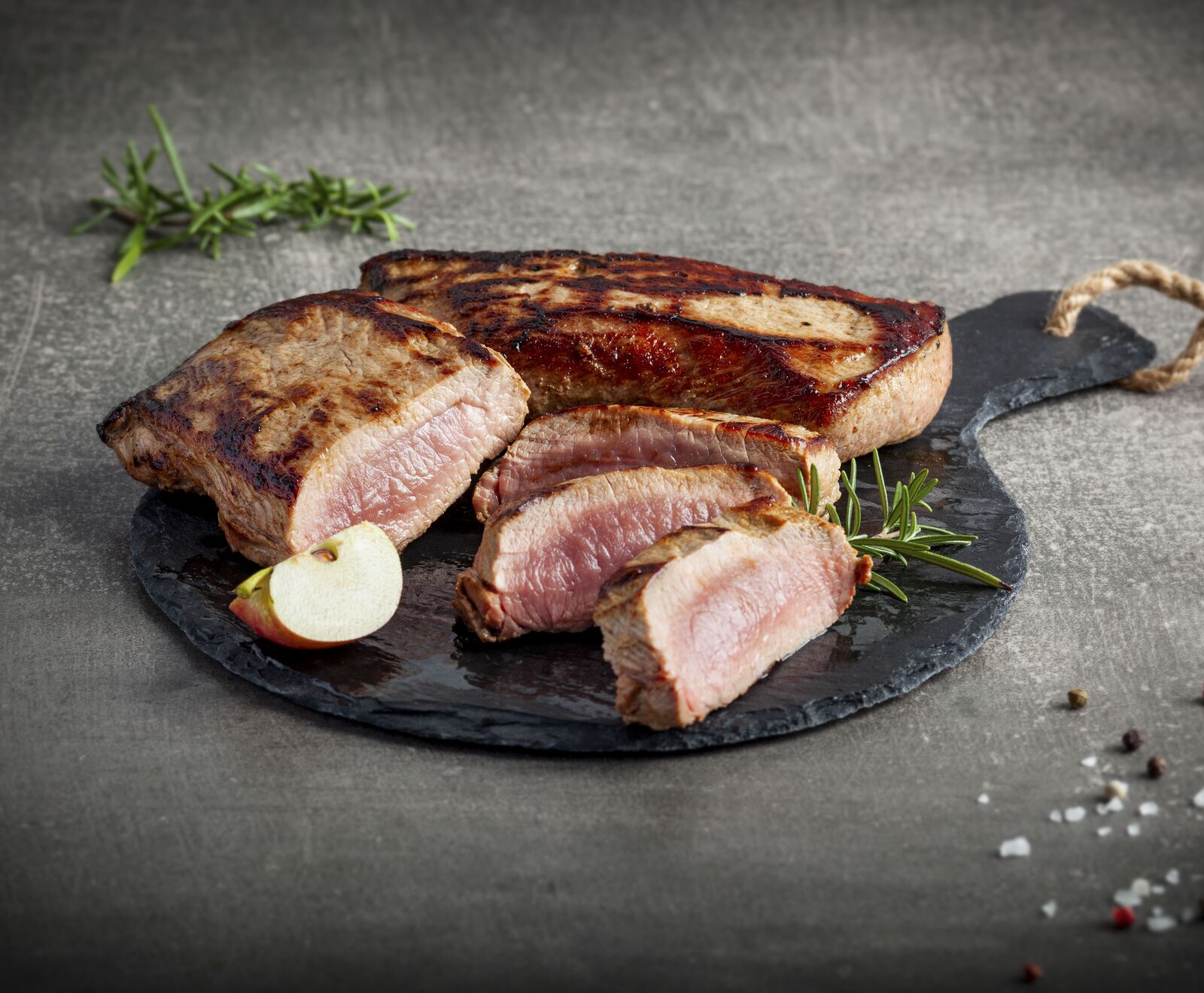 Deutscher Wildschweinrücken o. Knochen