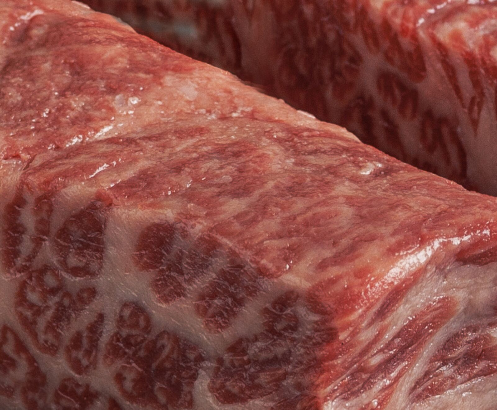 DonCarne_US-Wagyu-Zabuton-Stripes-***-Stripes-120g-(19155eurokg)